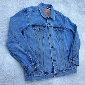 Levi’s Light Blue Wash Heavyweight Denim Button Up Western Indie Jean Jacket